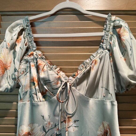 Floret Studios Green Floral Midi Dress - size Medium (8/10) - Picture 5 of 6